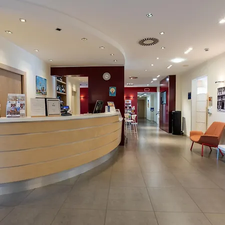 Best Western Palace Inn Hotel-3