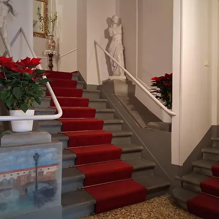 Hotel Tourist House-3