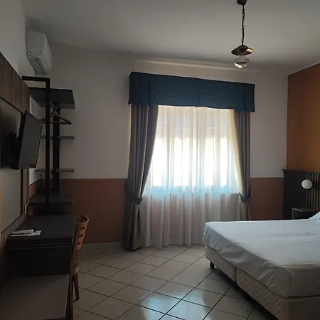 Hotel Al Faro-3