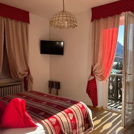 Hotel Garni Suisse-2