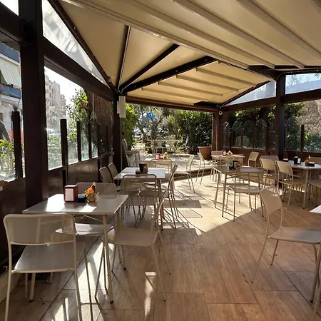 Be Your Home - Guest House Fuori Dal Porto-3