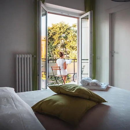 Be Your Home - Guest House Colors-2