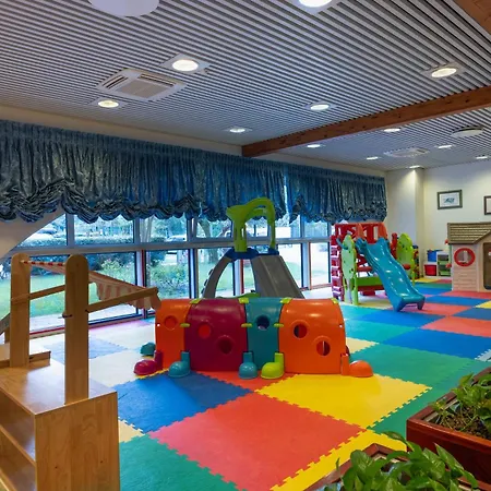 Aparthotel Holiday-3