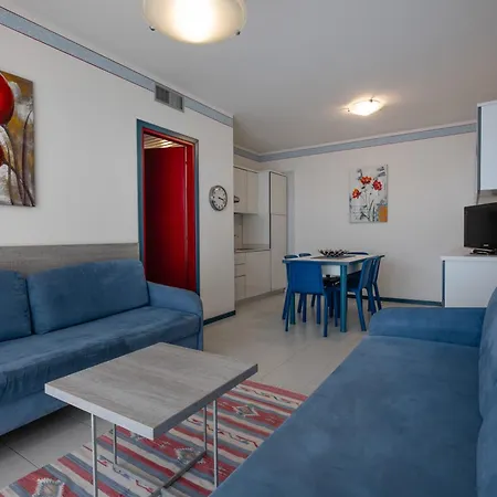 Aparthotel Imperial-2