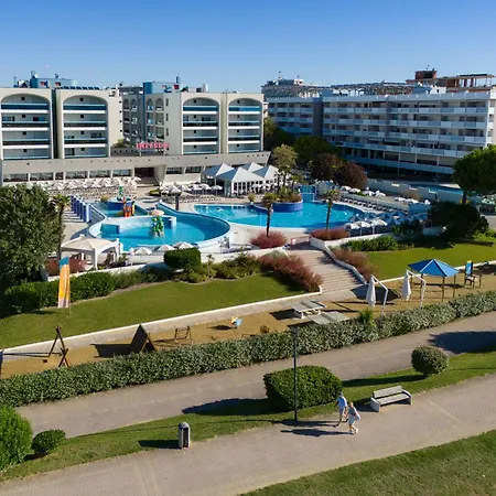 Aparthotel Imperial-3