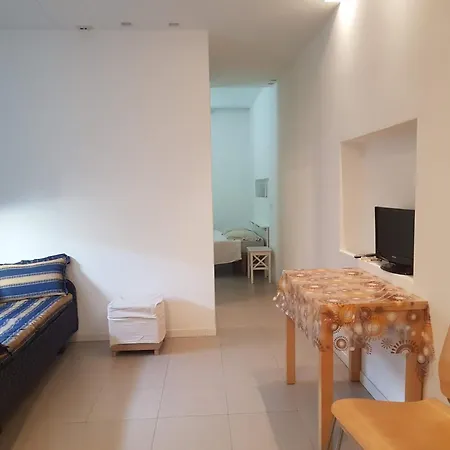 Malusi B&B-3