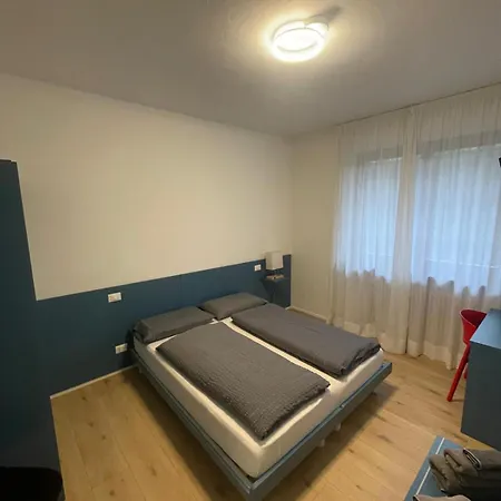 Countryhouse Verso-3