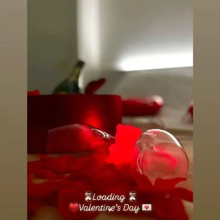 Suite 14-2