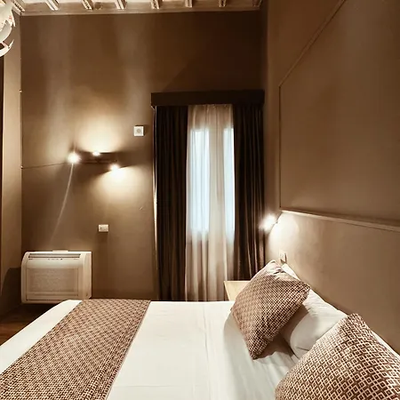 Residenza Sciarra Suites-2