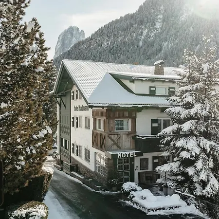 Alpstay - Chalet Hotel Hartmann - Adults Only-3