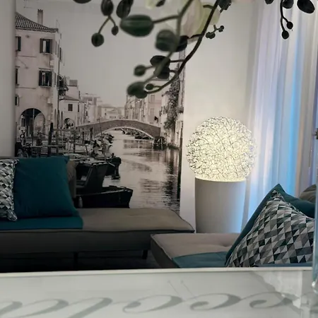 Piccola Venezia Room-2