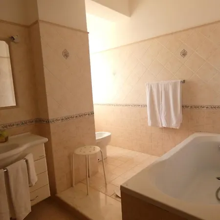 Villa Magnolia B&B-3