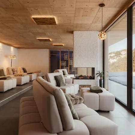 Les Dolomites Mountain Lodges-3