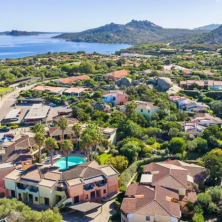 Isa-Apartments With Air Conditioning And Outdoor Private Space In Residence With Swimming-Pool In Palau, Only 150 Meters From The Sea-2