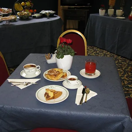 York Hotel-3