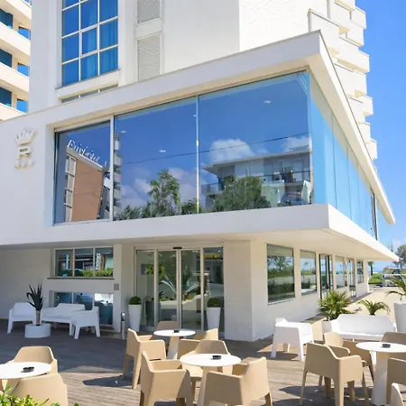 Hotel Regina Fronte Mare-3