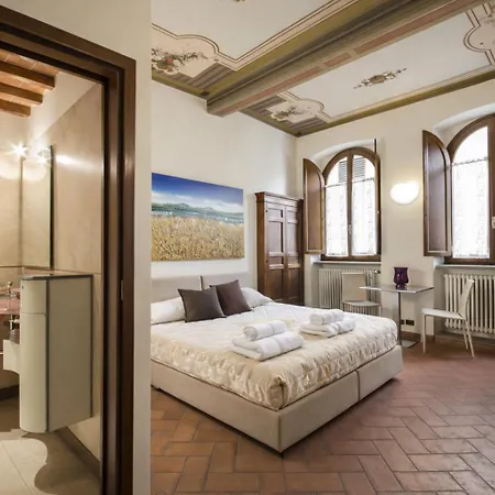 La Corte Del Re Suite & Rooms Arezzo-3