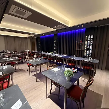 Confidence Hotel Europa-2