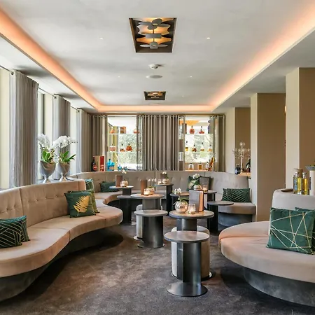 FAYN garden retreat hotel-3