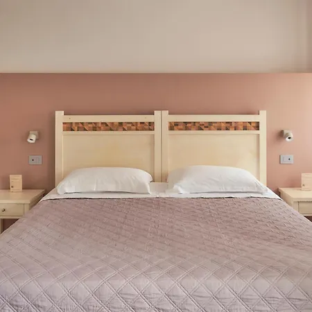 La Piazzetta Rooms-2