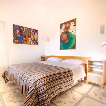B&B Ballarattik-2