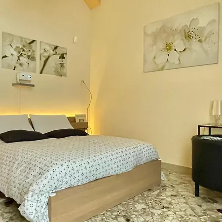 Three Rooms-2