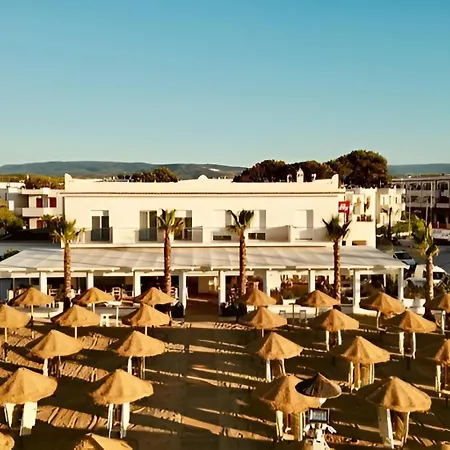 Albergo Diomedee Rooms On The Beach-3