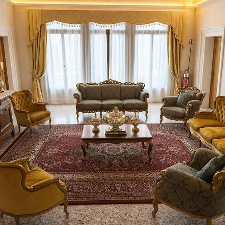 Palazzo Titti Rialto Suites-3