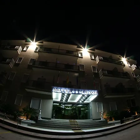 Hotel Luxor-2