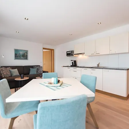 Lapis Monti Apartments & Suites-2