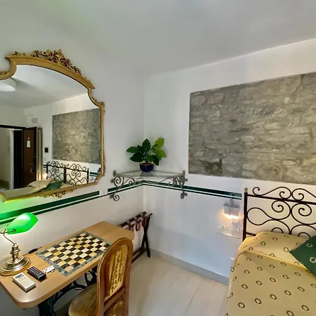 Giovanni Rooms Manarola-2