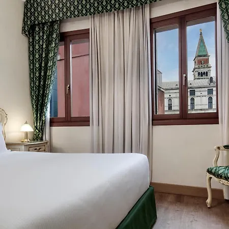 Hotel Commercio & Pellegrino-2