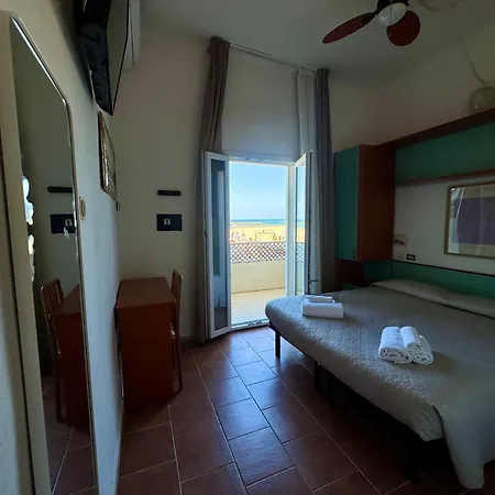 Hotel Vistamare Viserba-3