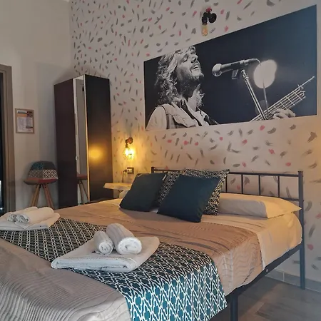 Artisti Sustinea Rooms-3