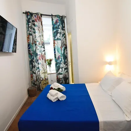 Arte Domus Napoli B&B-3