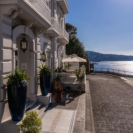 Hotel Mediterraneo Sorrento-3