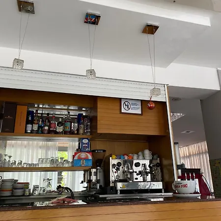 Hotel Tiziana-3