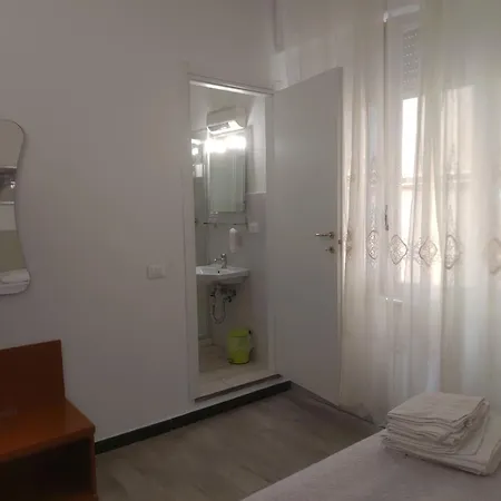 Affittacamere La Spezia Inn-3