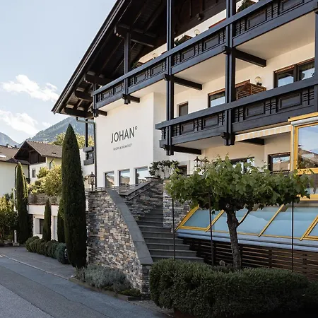 Johan - Rooms & Breakfast Merano-3