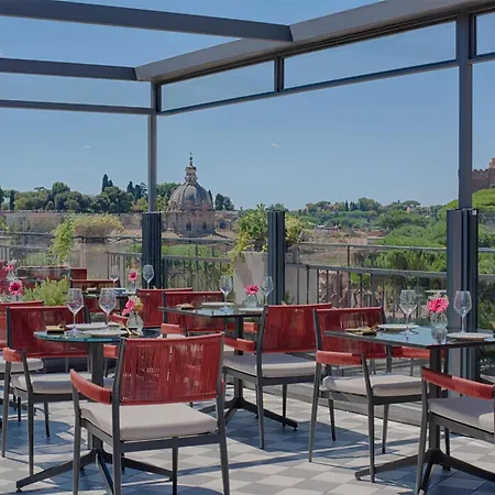 NH Collection Roma Fori Imperiali-3