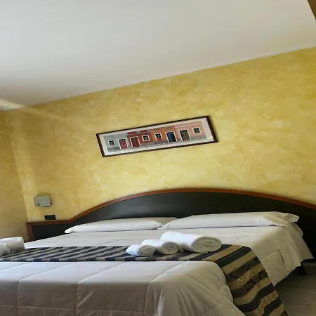 Hotel Blue Rose'S-2