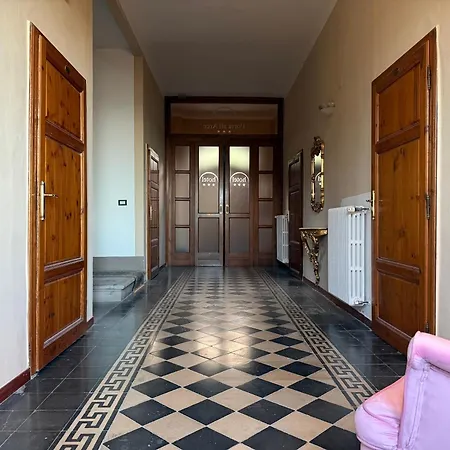 Hotel Villa Porta All'Arco-3