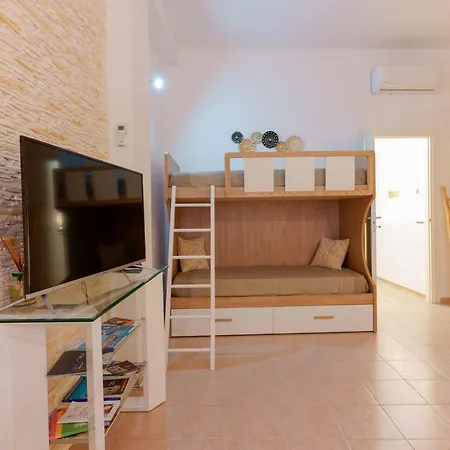 Montellino's Suite Oro-2