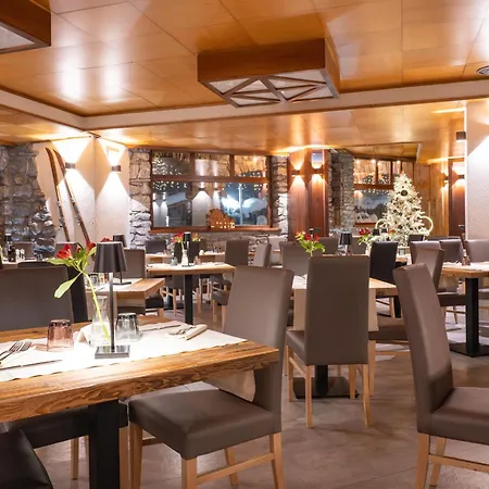 Ih Hotels Courmayeur Mont Blanc-3