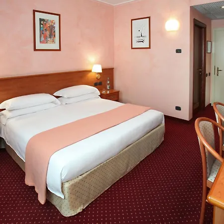 Airport Hotel Bergamo-2