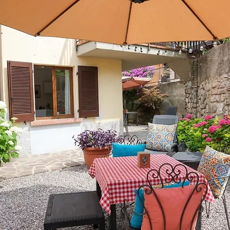 B&B Casa Elena Camere E Appartamenti Sul Lago Di Garda-3