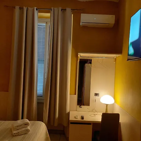 Guest House Hola Roma-2