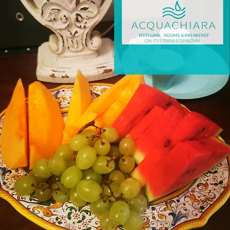 Acquachiara Iseo Center Bed And Breakfast Villa With Parking Inside Foresteria-2