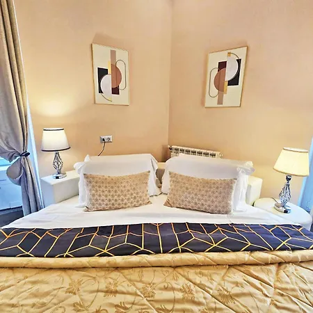 Giulya Guesthouse Hospety Group-2