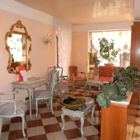 Hotel Pantalon-2